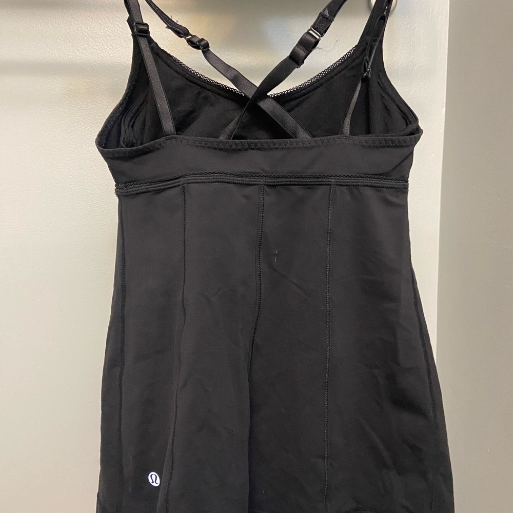 Lululemon work out top 4 Black